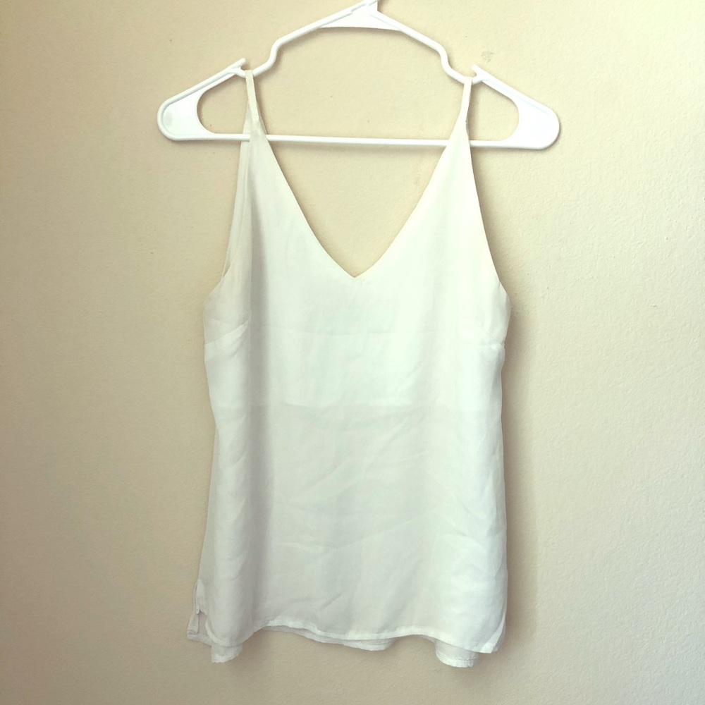 🐚SHOWPO. WHITE FLOW🐚